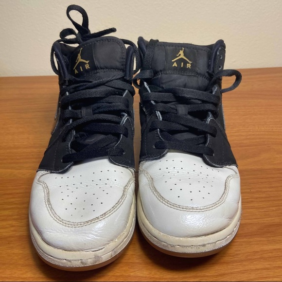 Jordan 1 Mid - Picture 4 of 9